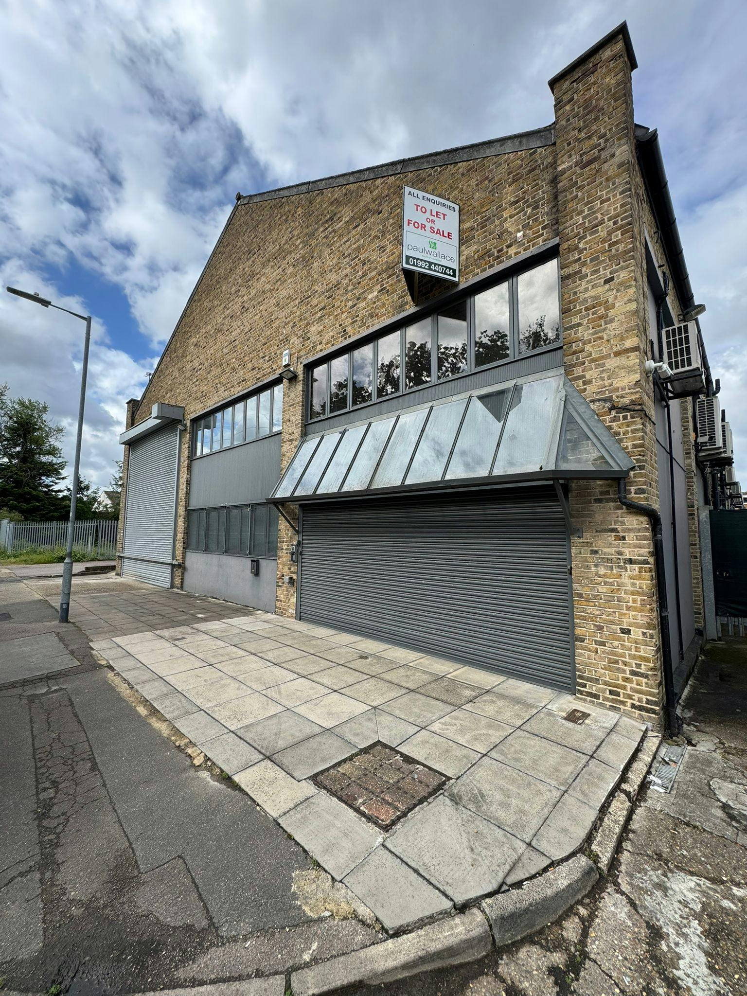 Industrial Unit in Waltham Abbey - photo 4