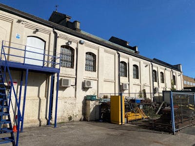 Former West Ham Pumping Station, Stratford, F1 (Learning and Non-Residential Institutions) / Office To Let - PHOTO20221027121223 3.jpg