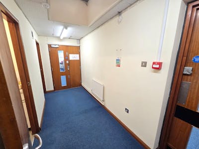 Suite F, Spa House, 69 Southend Road, Hockley, Office To Let - WhatsApp Image 2026-02-17 at 10.06.59 AM (2).jpeg