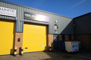 Unit 10 Chantry Park, Cowley Road, Poole, Industrial & Trade / Industrial & Trade For Sale - IMG_1927.JPG