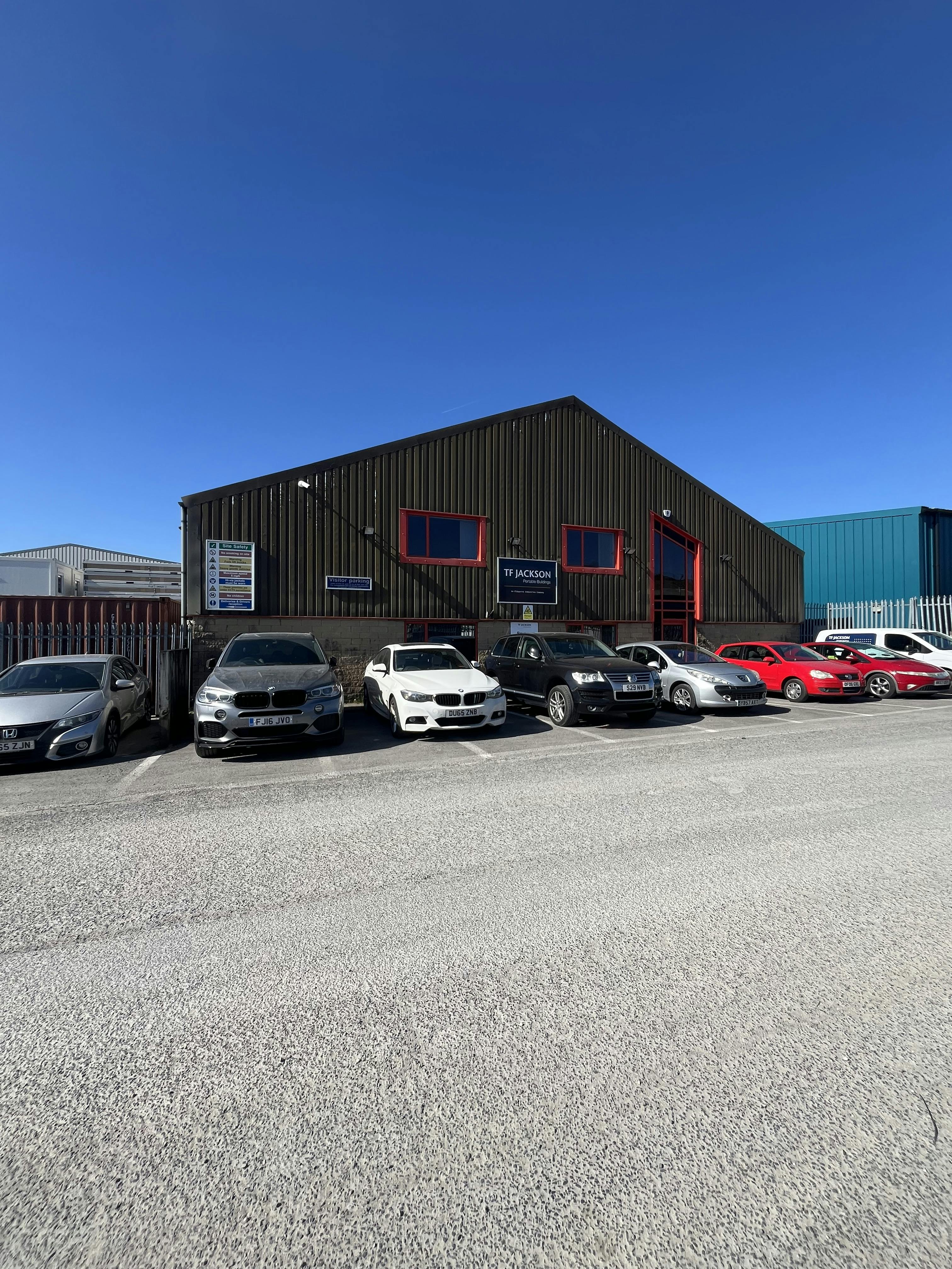 Unit 25, Buxton, Industrial / Industrial Lease Assignment - IMG_4286.jpg