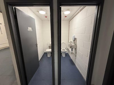 9 Palmers Road Industrial Estate, Emsworth, Industrial / Warehouse To Let - WhatsApp Image 2026-01-20 at 13.04.34 (1).jpeg