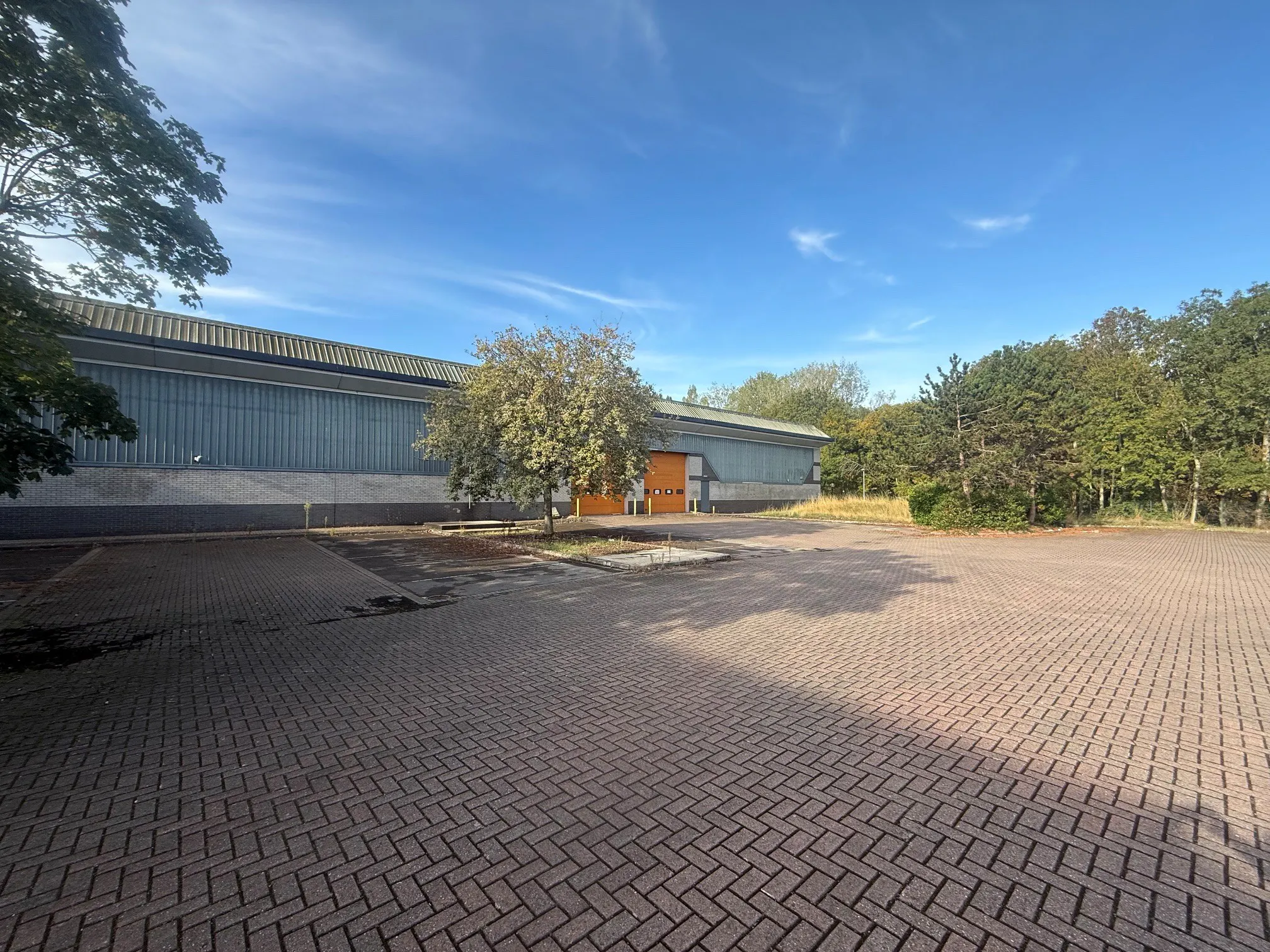 Unit 4 Pagoda, Westmead Drive, Westmead Industrial Estate, Swindon, Industrial To Let / For Sale - Rear elevation 3.jpg
