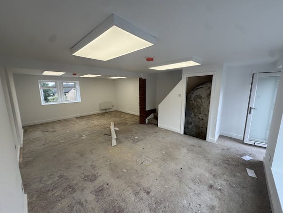 133 New Road Side, Leeds, Retail To Let - IMG_7160.jpg