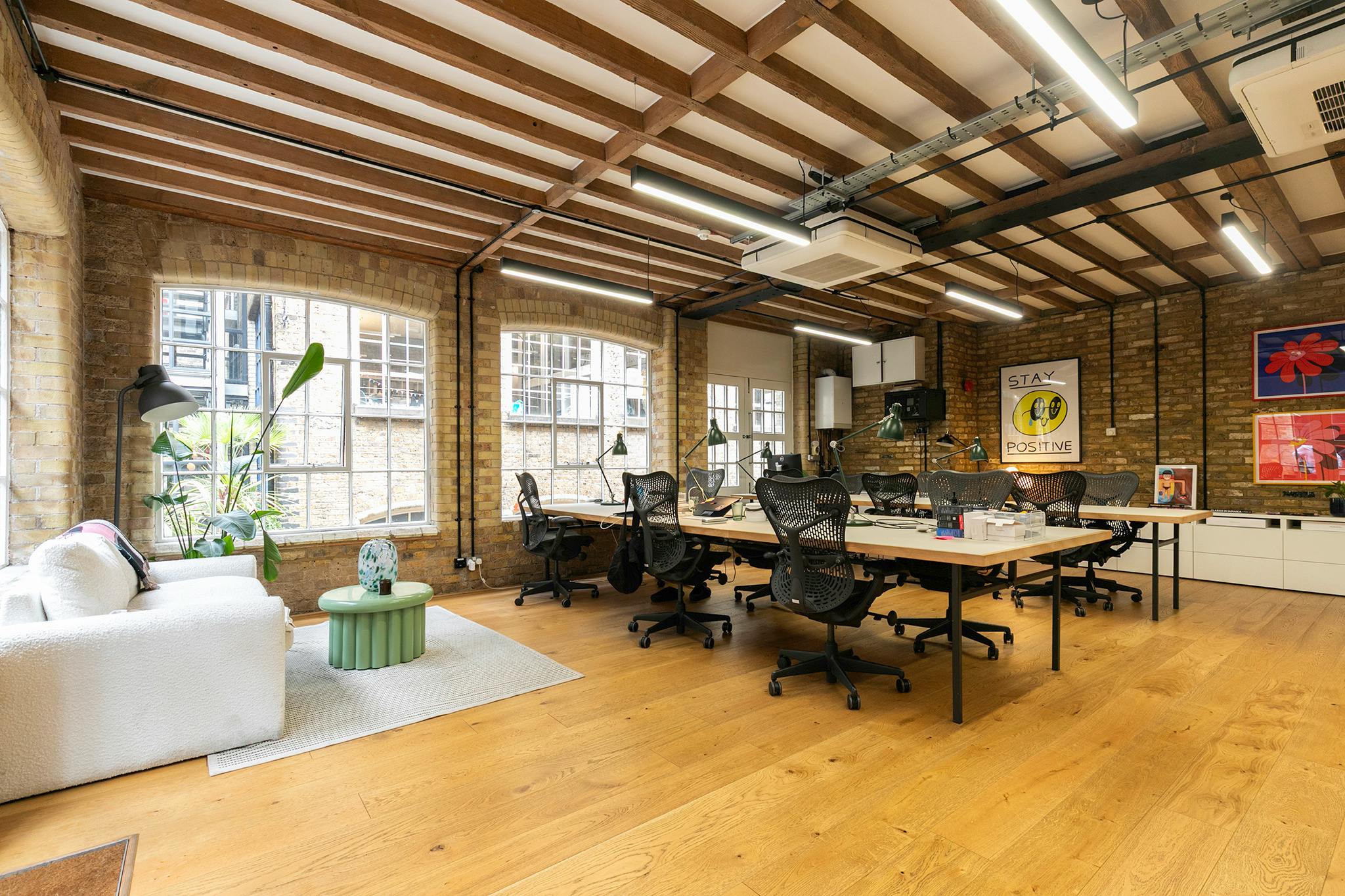 Office in London - photo 2