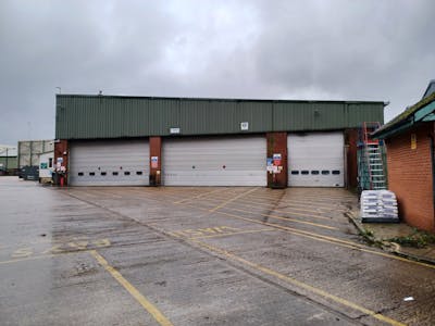 Clarkes of London, Kangley Bridge Road, London, Open Storage Lease Assignment - 20231213_104017.jpg