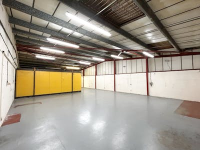 Millers Bridge Industrial Estate, Derby Road, Bootle, Industrial Lease Assignment - IMG_1997 copie.jpg