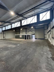 Unit 15, Springvale Industrial Estate, Cwmbran, Industrial To Let - IMG_0410.jpg