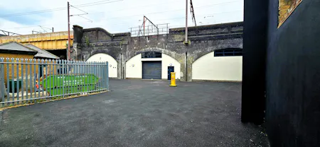 Arch 451, Andre Street, London, Industrial To Let - 20260508_125159 - Edited.jpg