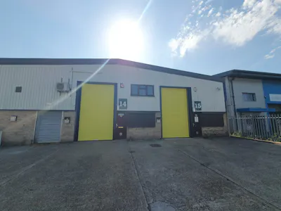 Unit 14 & 15 Limberline Spur, Portsmouth, Industrial / Trade Counter / Warehouse To Let - IMG-20260813-WA0004.jpg