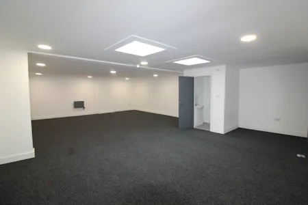 Units 3,4 and 5, First Floor, 19 High Street, Redcar, Office To Let - IMG_6427.JPG