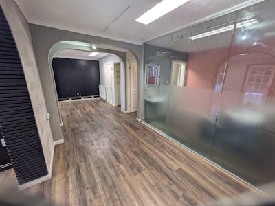 Ivy Lodge, Portsmouth Road, Milford, Retail To Let - 1000064606.jpg