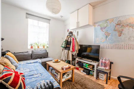 Flat 3 Victoria Chambers - Luke Street, London, Residential For Sale - Victoria Chambers F3 - Low Res 3.jpg