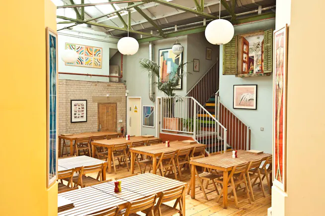 5 St. Peter's Street, London, Industrial / Office To Let - CANTEEN 1 (web).jpg