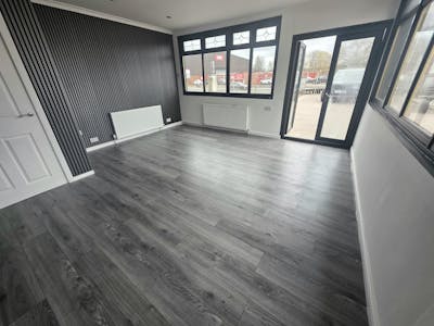 Yorkshire Medical Centre, Parkgate Complex, Rotherham, Automotive / Business Units / Class E Retail / Leisure / D1 (Non Residential Institutions) / E (Commercial / Business / Service) / Other To Let - PHOTO-2026-02-26-13-12-14 2.jpg