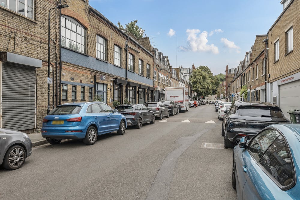 13-15 Rosemont Road - 1342648268a5e1577e395.jpg