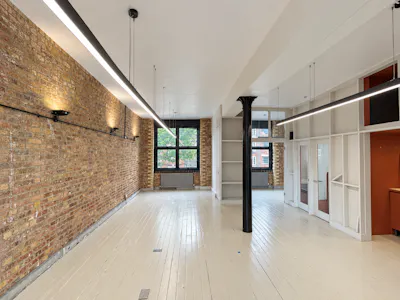 Dove Commercial Centre (Unit 9), London, Office To Let - 2.png