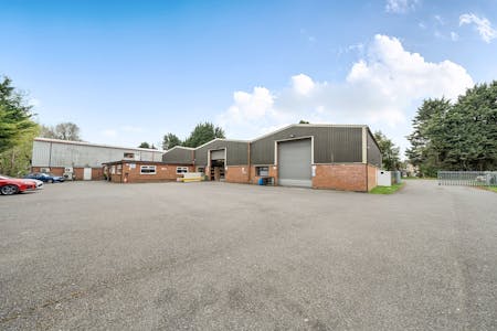 Unit 7, Brackley Industrial Estate, Brackley, Industrial/Logistics To Let - 1439624-7-69d7c409a630b.jpg