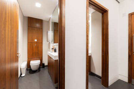 48 Pall Mall, 48-49 Pall Mall, London, Office To Let - DSC_0687.jpg