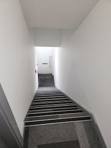 William Street, Hyde, Industrial/Logistics / Office To Let - 20231012_112021.jpg