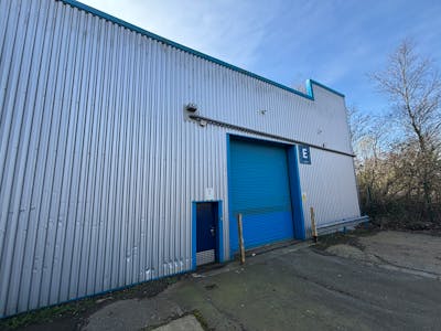 Unit E, Pantglas Industrial Estate, Caerphilly, Industrial To Let - IMG_7155.jpeg