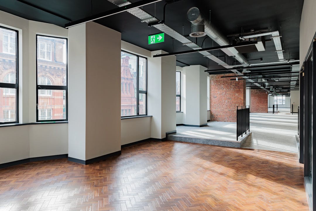 Bridgewater House, Manchester, Bowling Alley For Sale - 4e5fd52ef25148439ab3b701633b003e_1500__facb0926.jpg