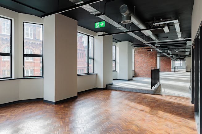 Bridgewater House, Manchester, Bowling Alley For Sale - 4e5fd52ef25148439ab3b701633b003e_1500__facb0926.jpg