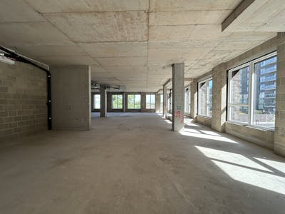 Block H, Unit 5, London, Leisure To Let - IMG_1079.JPG