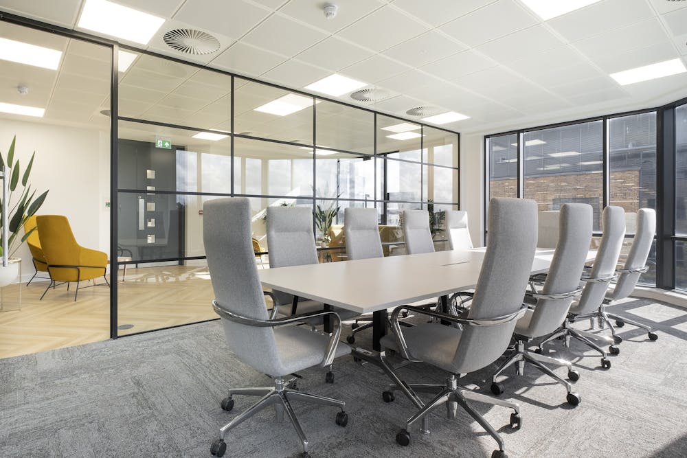 Egale 1, 80 St. Albans Road - Fitted meeting room