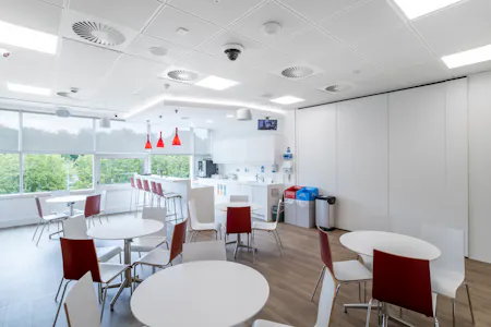 1 Capability Green, Luton, Office To Let - 1 Capability Green - Luton-125.jpg