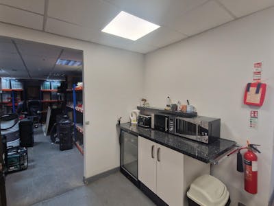 Unit 6A, Stockport, Industrial/Logistics / Office To Let - 20250610_122604.jpg