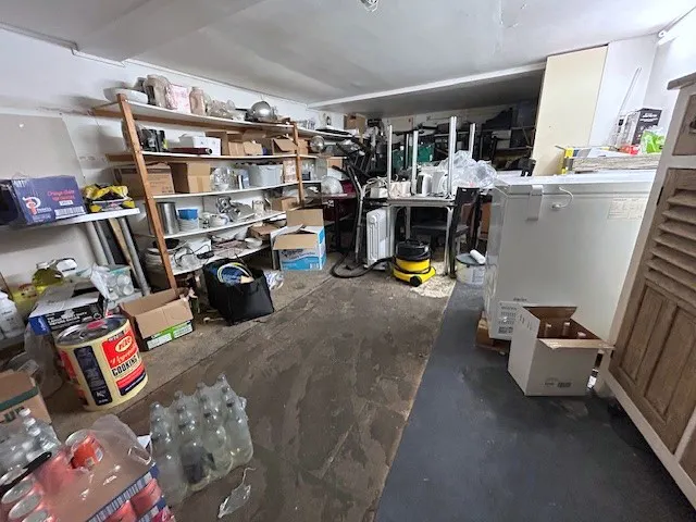 13 High Street, Windsor, A3 / Retail To Let - basement ii.jpg