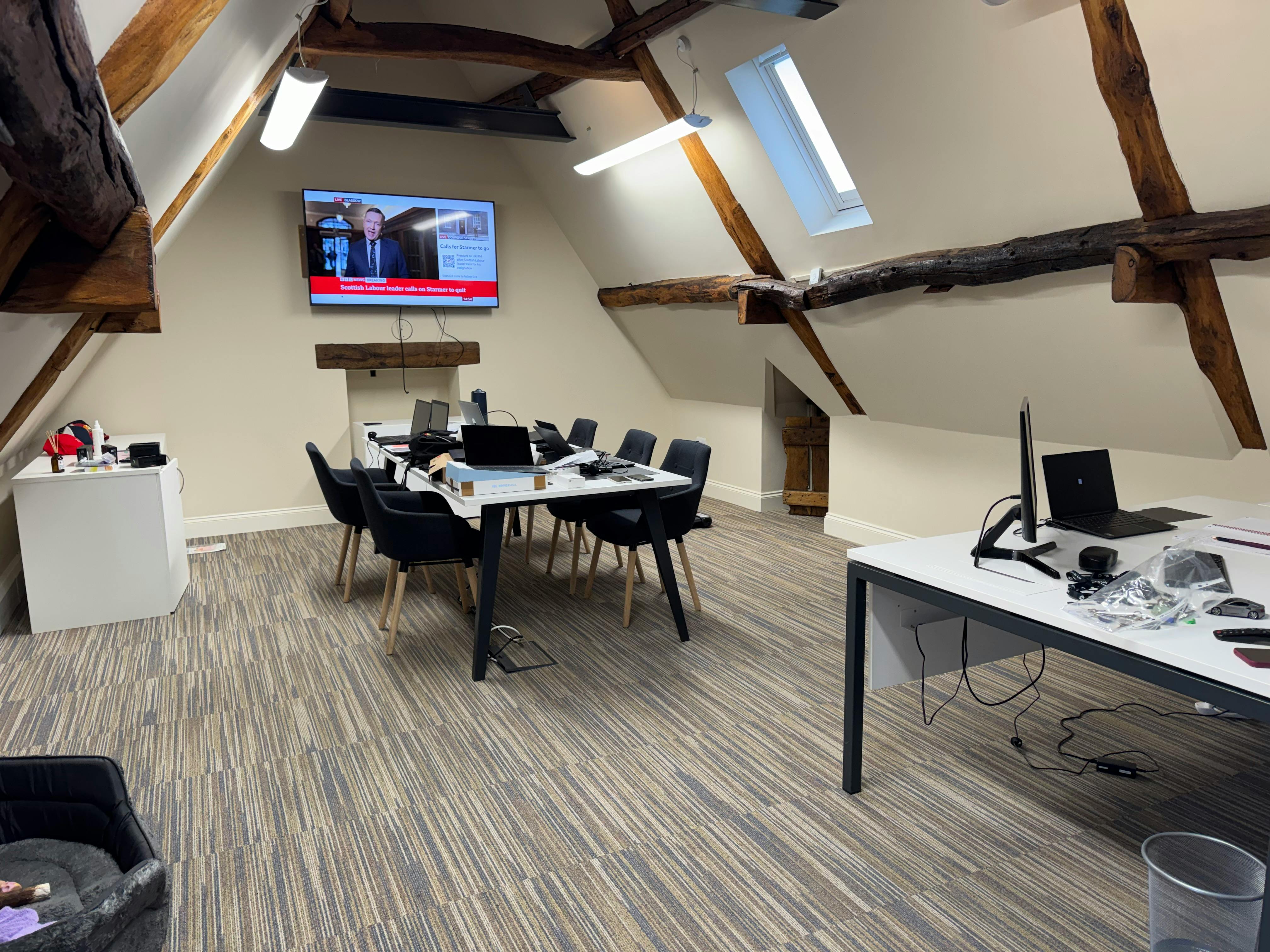 Office in Oundle - photo 4