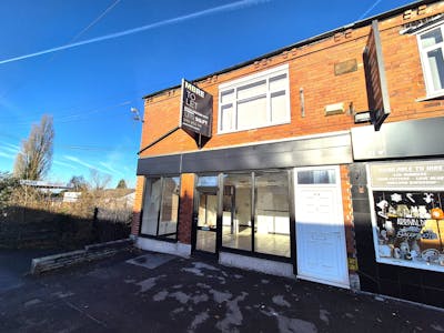 27 Buxton Road, Stockport, Retail To Let - 20241114_131444.jpg