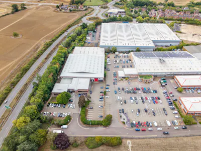 Howard House Distribution Centre, Howard House Distribution Centre, Newport Pagnell, Industrial / Industrial/Logistics / Warehouse / Industrial / Warehouse To Let - Howard House - 3 .jpg