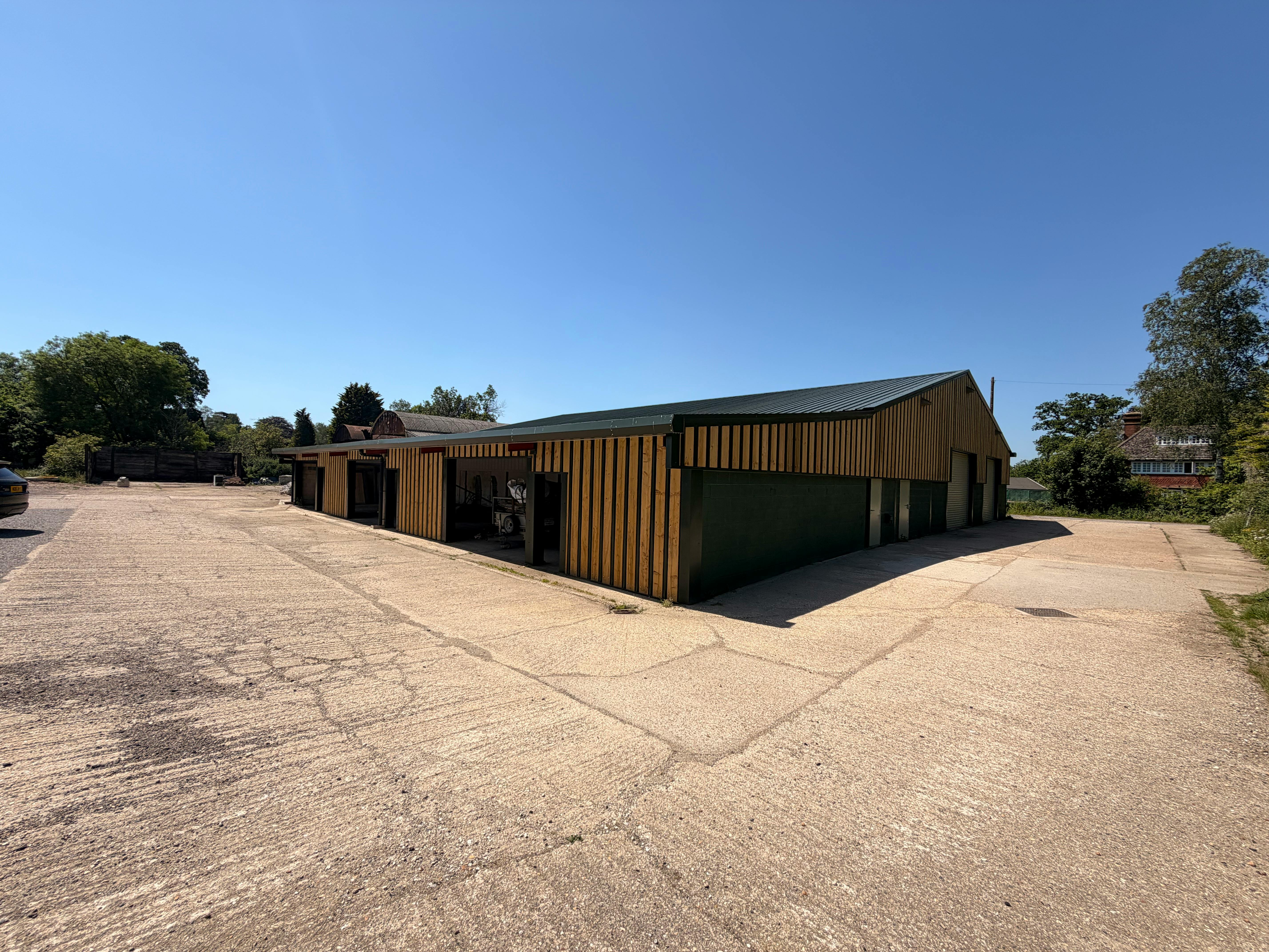Broomlands Farm, Warnham, Industrial / Other To Let - IMG_4370.jpeg