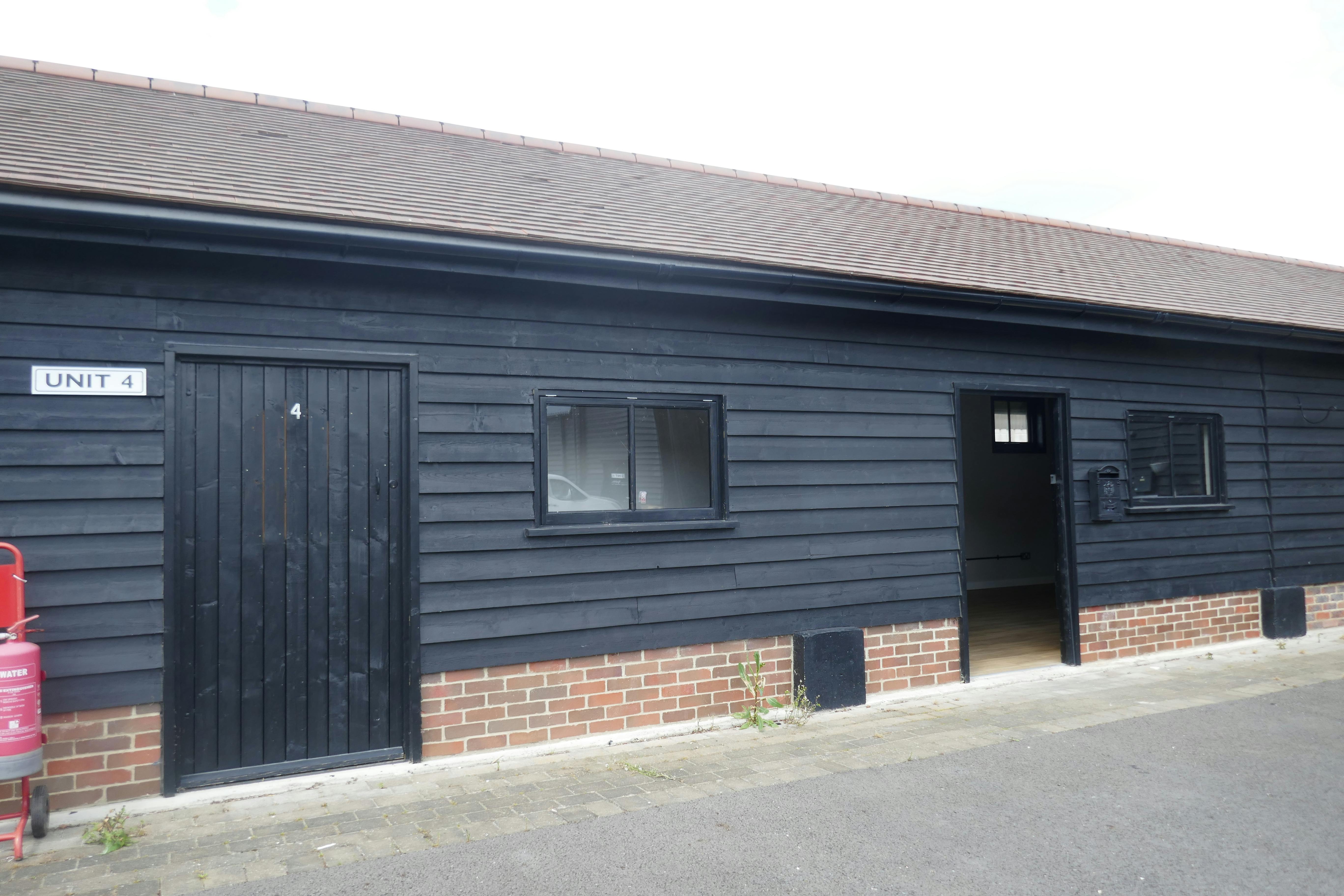 Units 4 & 5, Crumps Farm, Sawbridgeworth, Offices / Other To Let - P1020930.JPG