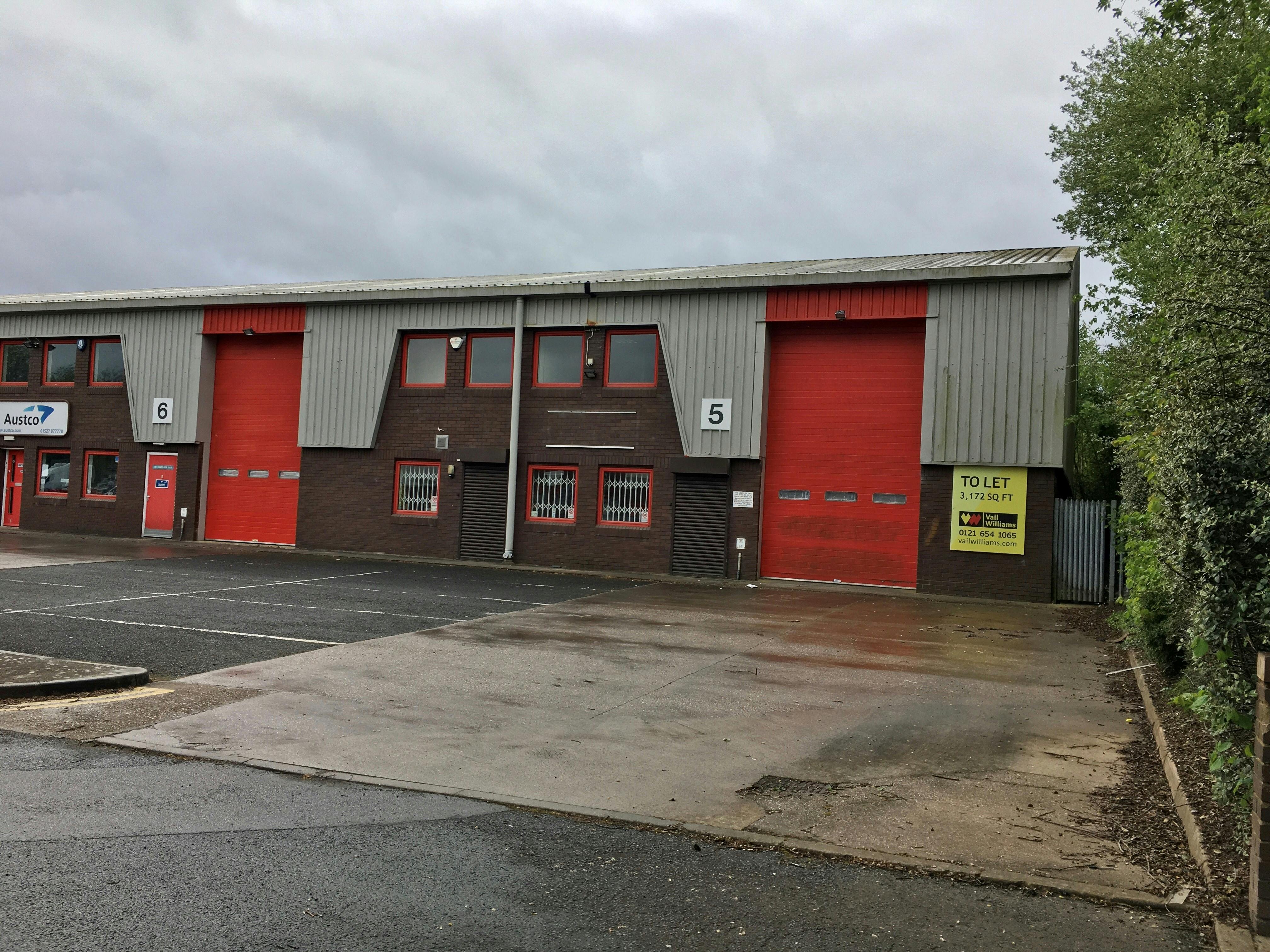 Industrial Unit in Bromsgrove - photo 2