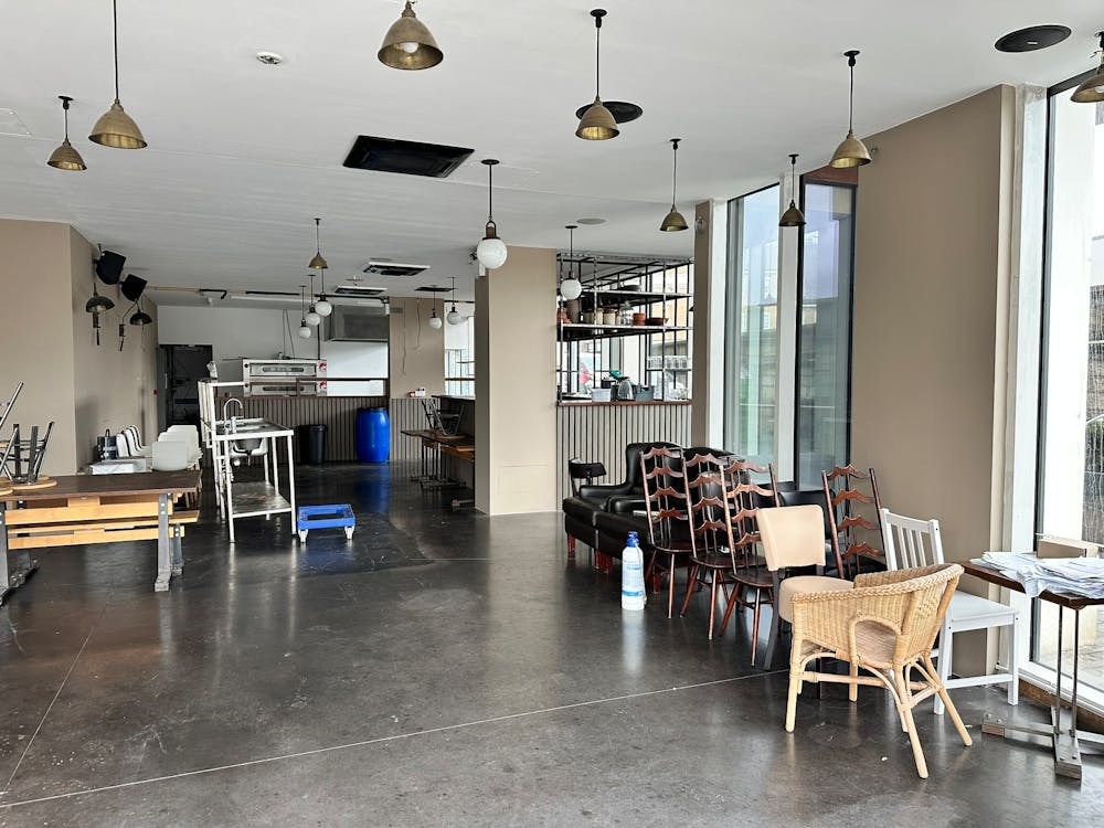 Unit 12, 8 Kew Bridge Road - IMG_2553.JPEG