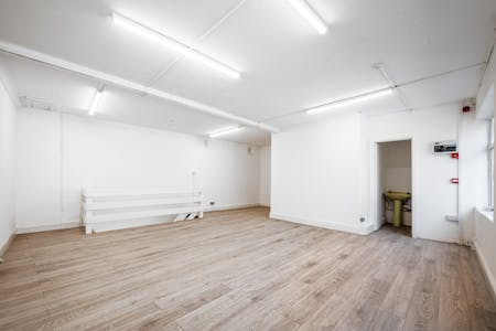 2 Batty Street, London, Retail To Let - Batty St 2  Low Res 8.jpg