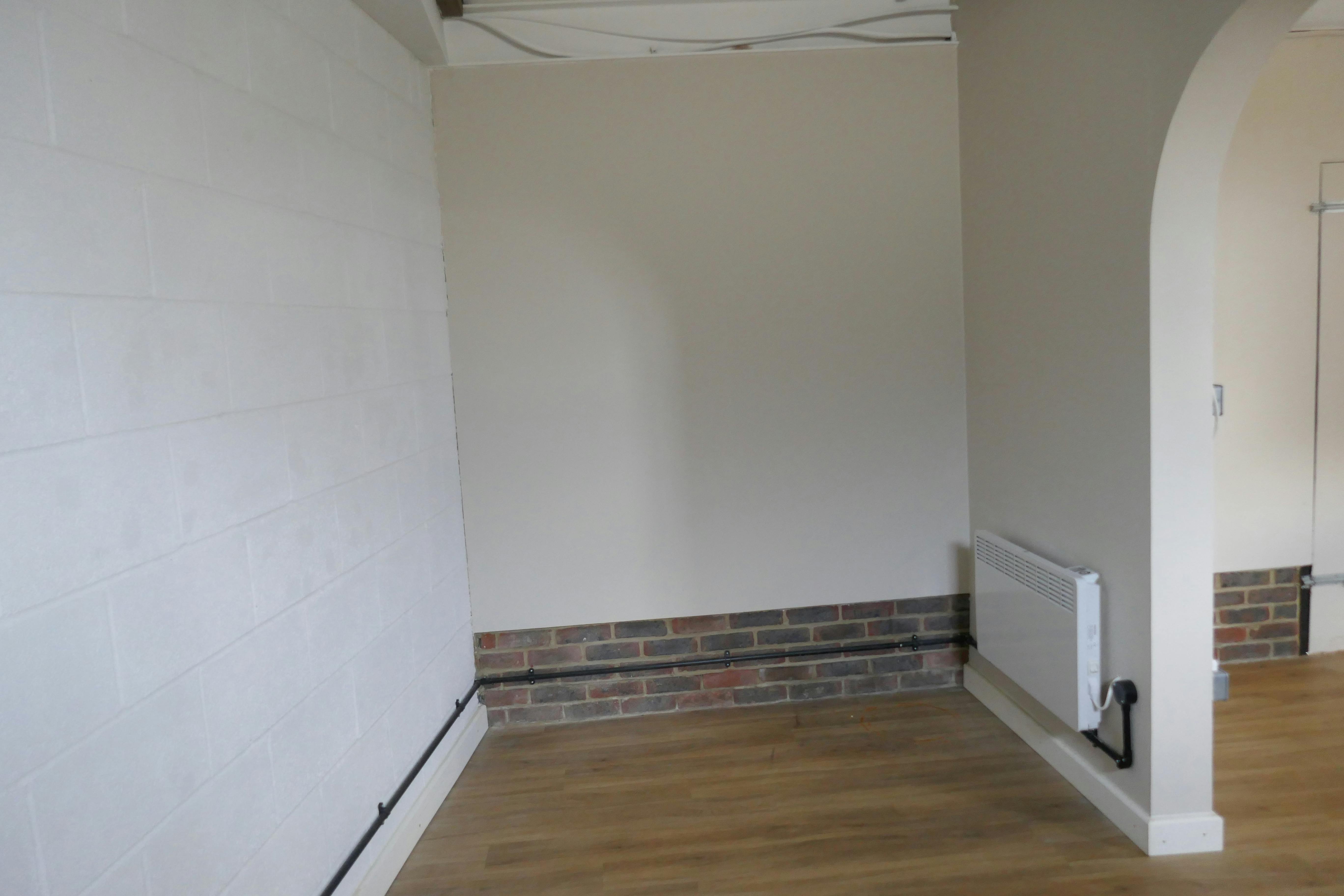 Units 4 & 5, Crumps Farm, Sawbridgeworth, Offices / Other To Let - P1020933.JPG