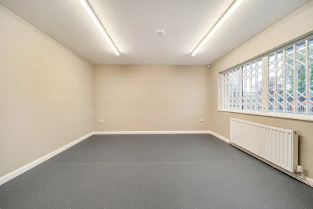 Unit 5, Eastbury Road, Beckton, Industrial/Logistics To Let - 1526593 (16).jpg