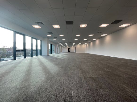 INTER, Tewin Road, Welwyn Garden City, Hertfordshire, Warehouse & Industrial To Let - IMG_2432.jpeg