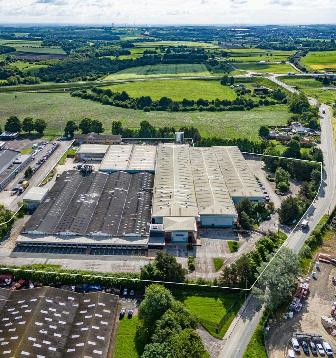 Leeds 100, Leeds, Distribution Warehouse To Let - 2 Site Ariel_Photo_2_large.png