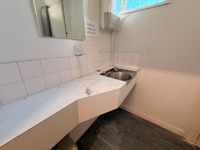 64-64a London Road, Southend-On-Sea, Residential Flat / Retail For Sale - WhatsApp Image 2026-06-10 at 4.30.35 PM (5).jpeg