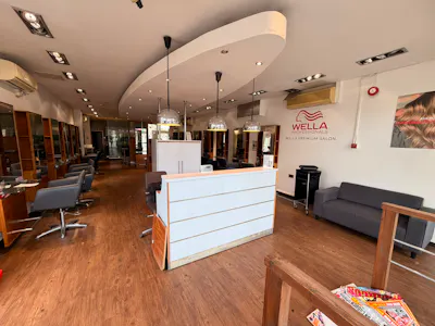 14 High Street, Wickford, Retail To Let - WhatsApp Image 2026-08-19 at 10.50.58 (1).jpeg