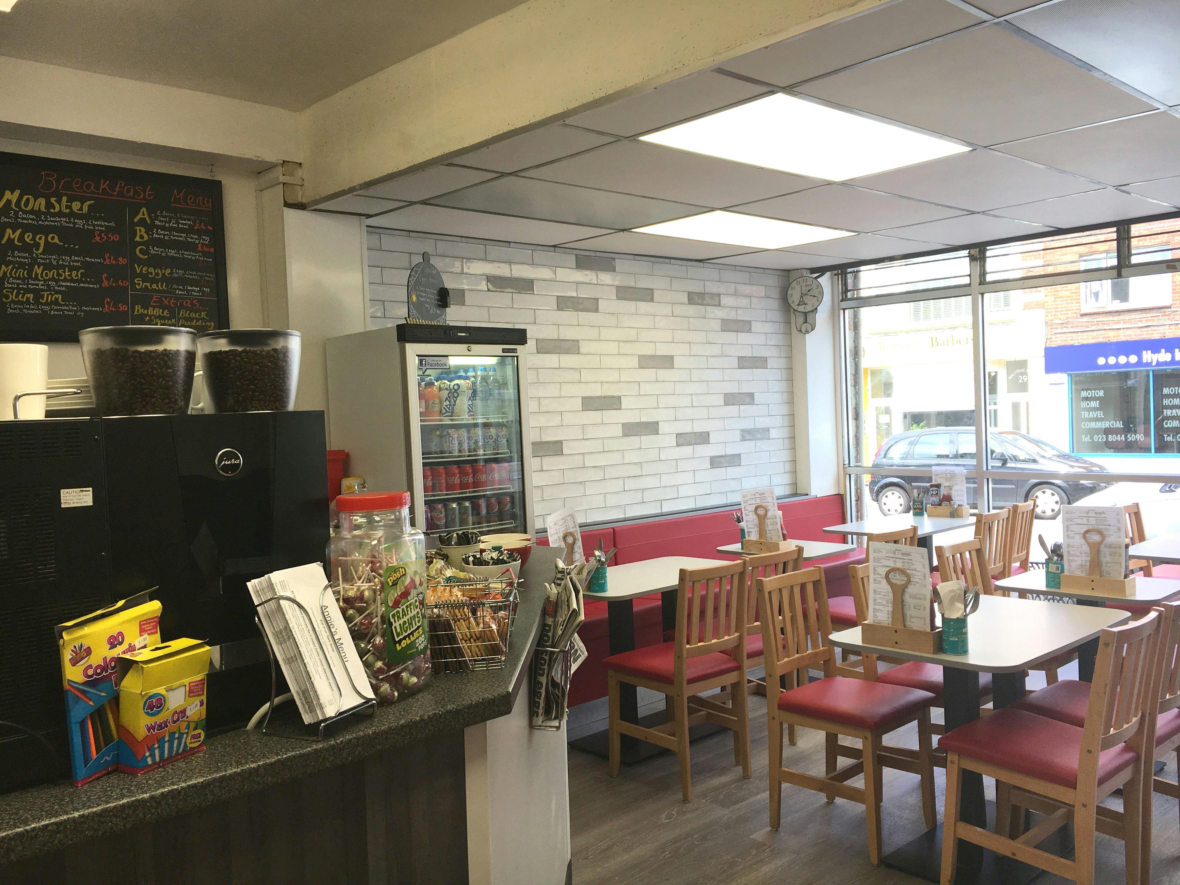 Retail/Shop in Southampton - photo 3