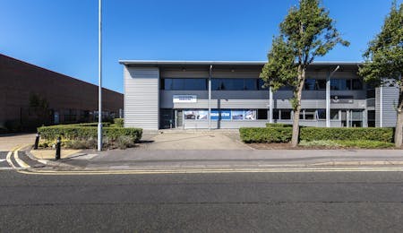 966 Weston Road, Slough, Industrial / Warehouse To Let - 966 Weston Avenue 1.jpg