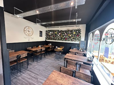 Berrys Arcade, Rayleigh, Office / Retail To Let - IMG20250522WA0008.jpg