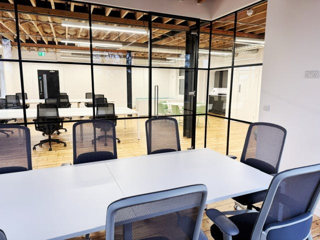 52-54 Rosebery Avenue, London, Offices To Let - IMG_8177.jpg